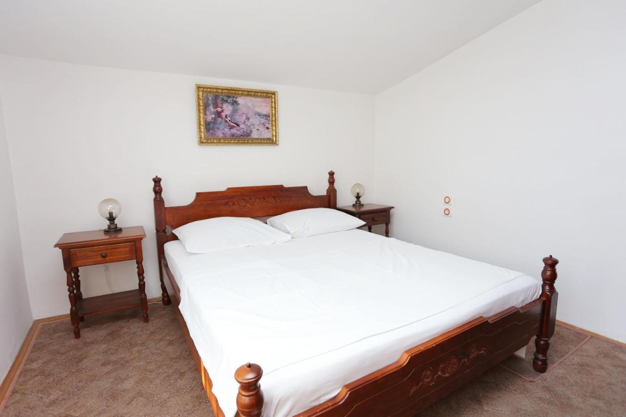 Apartments With A Parking Space Makarska - 9506 ภายนอก รูปภาพ