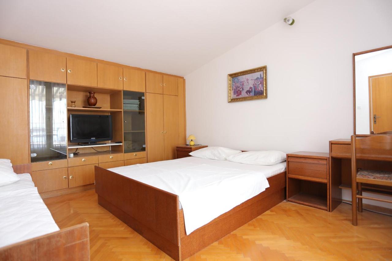 Apartments With A Parking Space Makarska - 9506 ภายนอก รูปภาพ